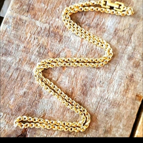 Authentic Vintage Givenchy Gold Necklace - Picture 6 of 6